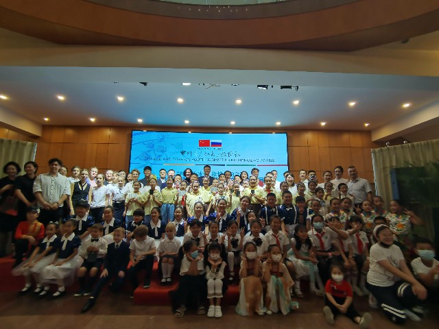 样品09-【科技人文探索路·少年外交名校行】5日